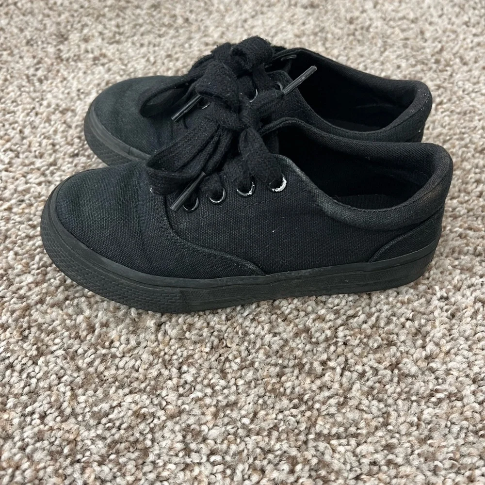 Children’s Place Kids Black Canvas Sneakers 11